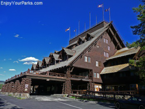Old Faithful Inn, Yellowstone Park Lodging Accommodations