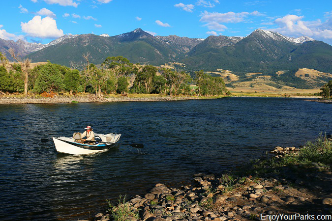 Drift Boater on Yellowstone River in Paradise Valley Montana