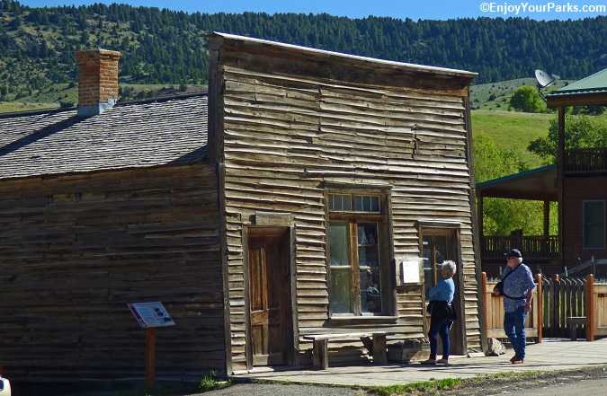 This is the building where Frank Parish, Boone Helm, Jack Gallagher, Haze Lyons and George Lane (Clubfoot George) were hanged on January 13, 1864. This building, known as "The Hangman's Building", still stands on the main street of Virginia City, and the rope marks on the support beam from which they were hanged are still visible.