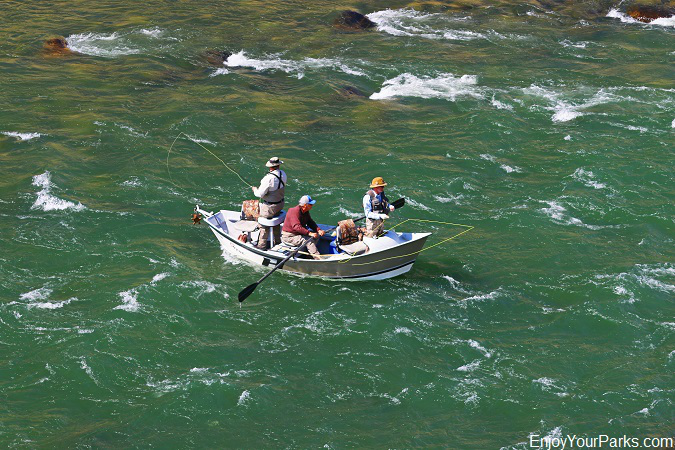 Fly fishermen, Yankee Jim Canyon