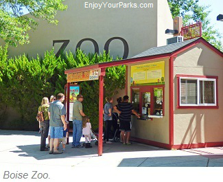 Boise Zoo, Julia Davis Park, Boise Idaho