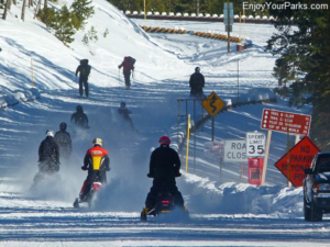 Snowmobiling in Yellowstone Park, Winter in Yellowstone Park